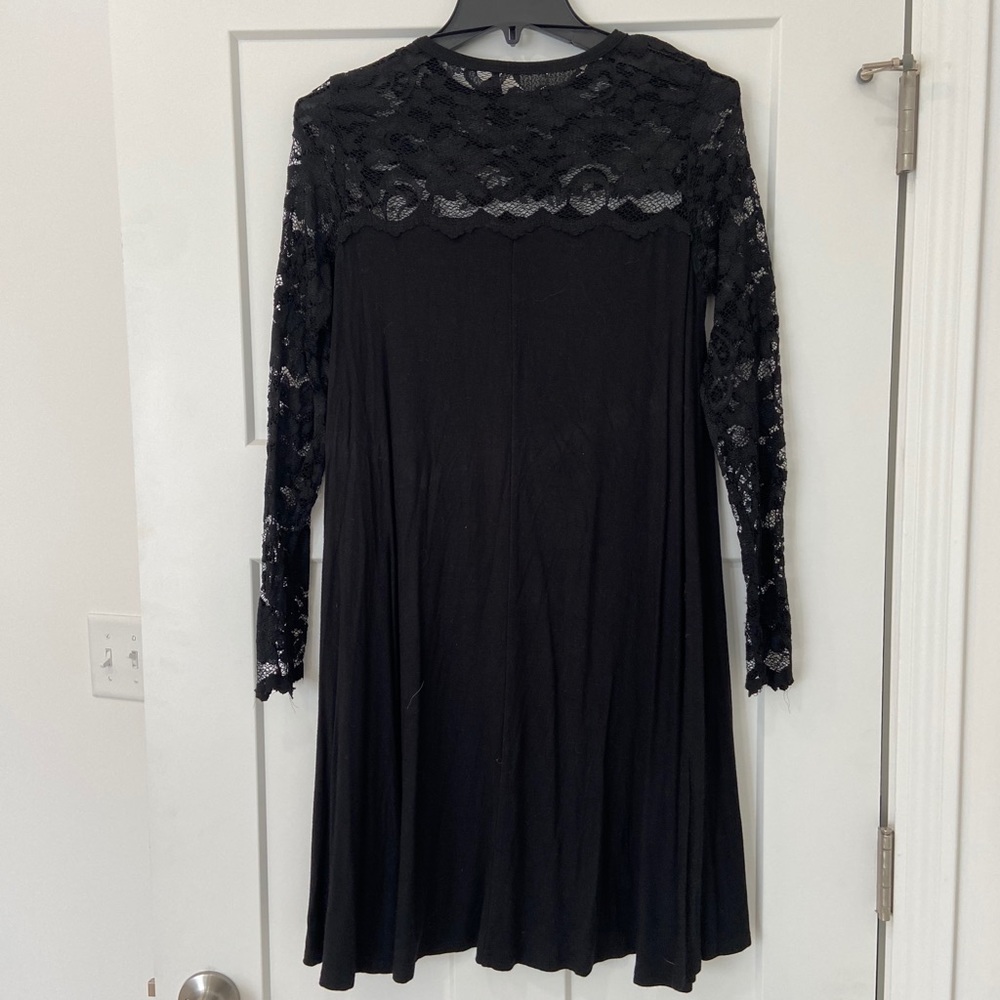 Karen Kane lace top tunic, size xs